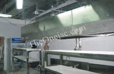 Lắp đặt hệ thống bếp inox và thang tải hàng cho nhà hàng